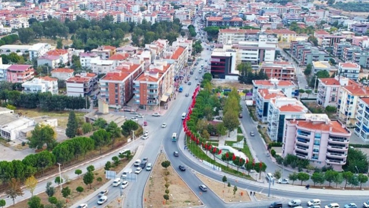 Menderes'te depremzedelere fazladan 2 kat müjdesi
