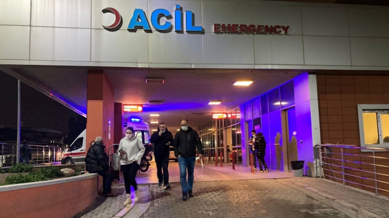 İzmir'de akılalmaz olay! Refakatçi gibi hastaneye girdi, husumetlisini vurdu