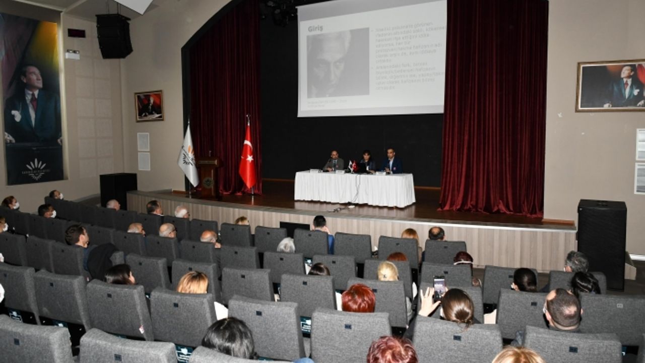 Karabağlar'da “Arşivler ve Hakikatlar” konuşuldu