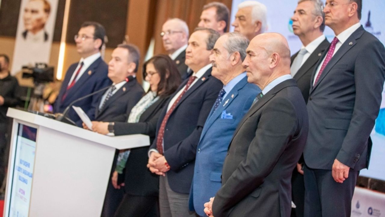 Soyer, CHP'li başkanların toplantısında: İnsanların sabrı tükendi