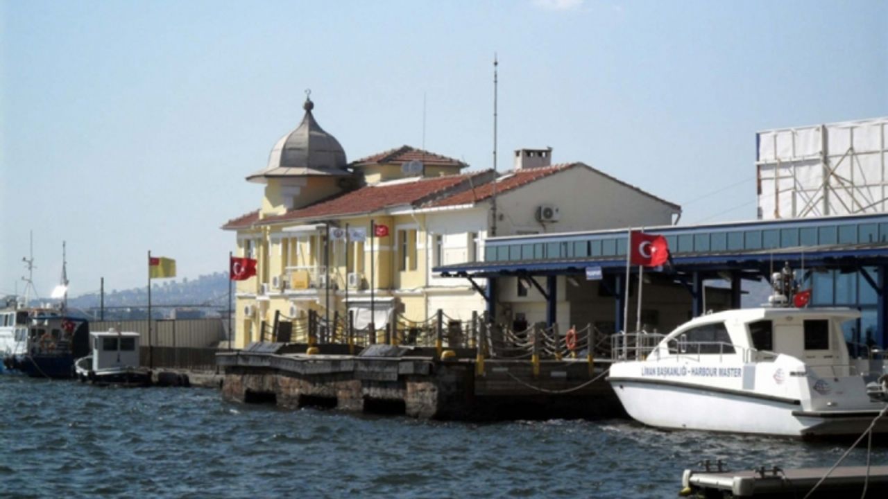 Su seviyesi düştü... O iskele kapandı