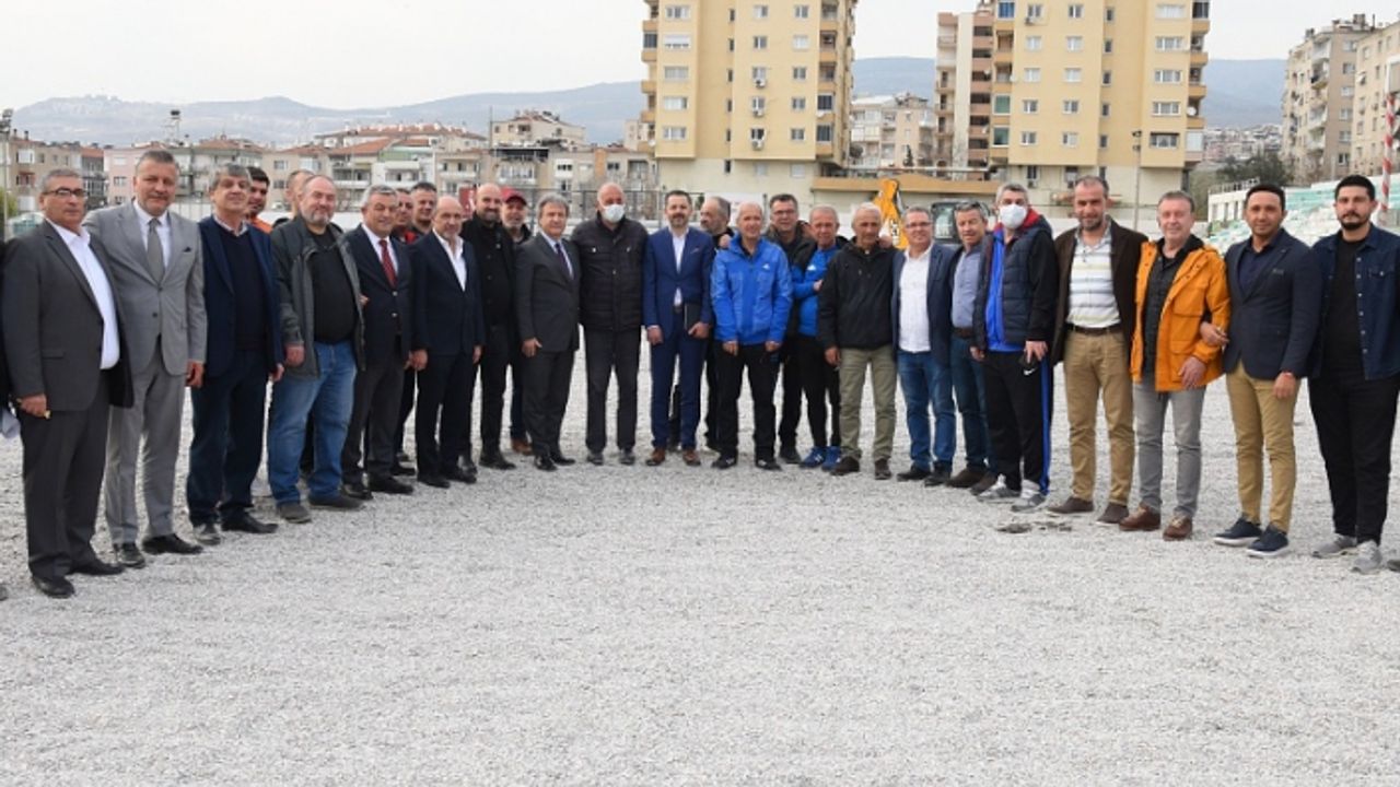 Bornova Şehir Stadı'nın yenilenmesi için fikir birliği