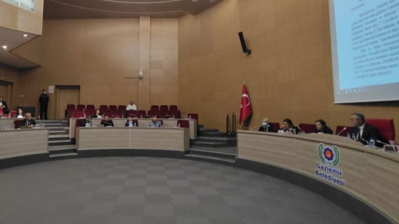 Gaziemir'de 'komisyon seçimleri' krizi: AK Parti üye vermedi