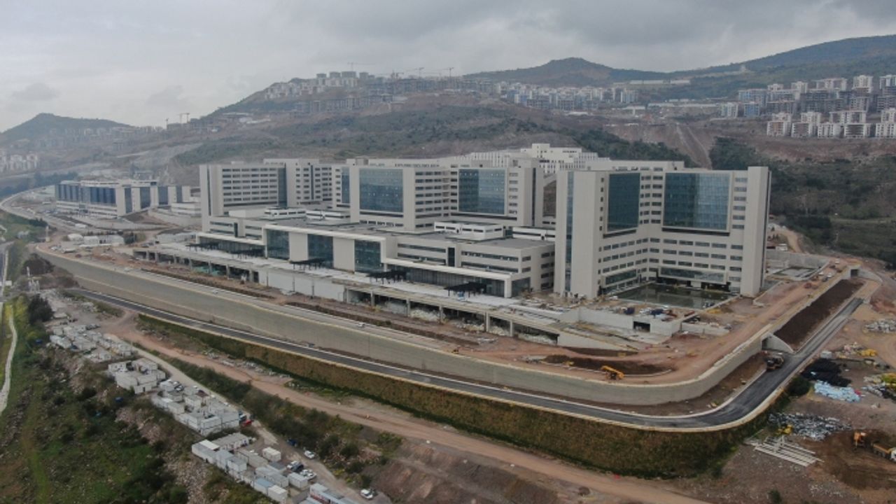 İzmir Şehir Hastanesi o tarihte açılıyor