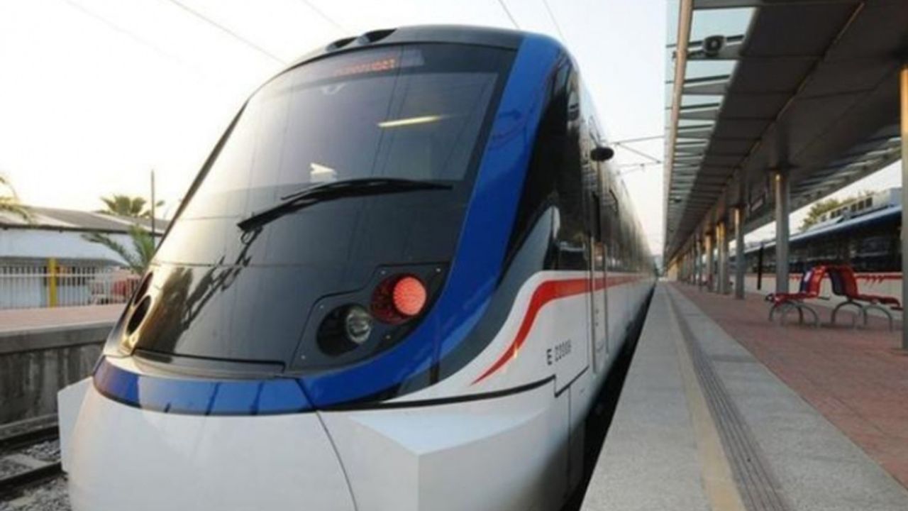 Sinyalizasyon kabloları çalındı, İZBAN seferleri aksadı