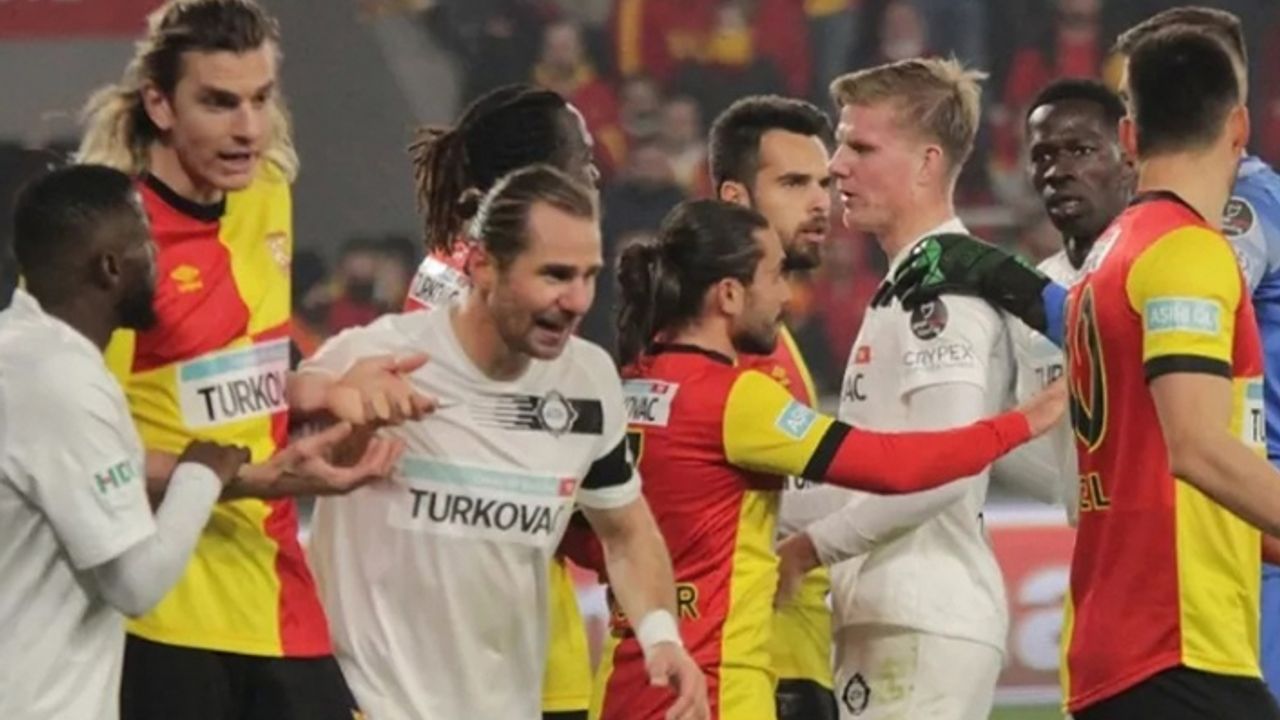 Altay ve Göztepe el ele küme düştü