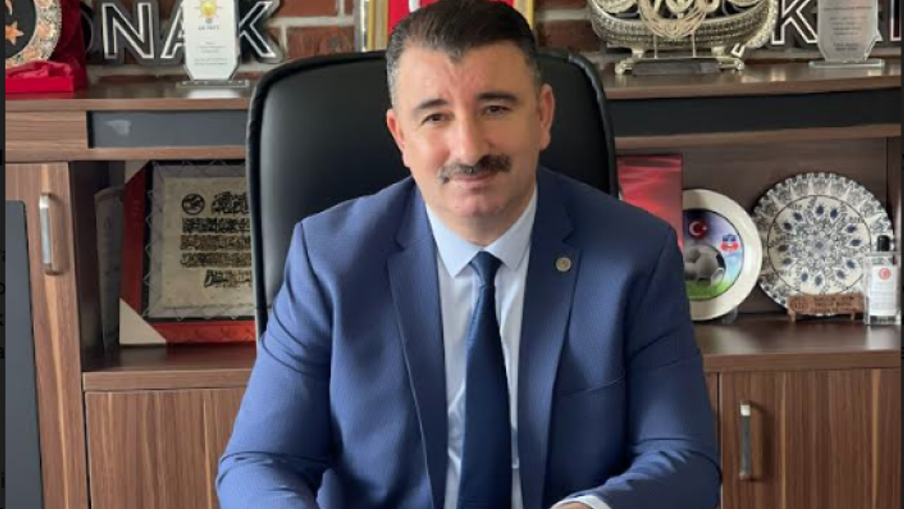 Başkan Başdaş sokaklara indi: 30 yıldır çöp, çamur ve çukuru bitiremediler
