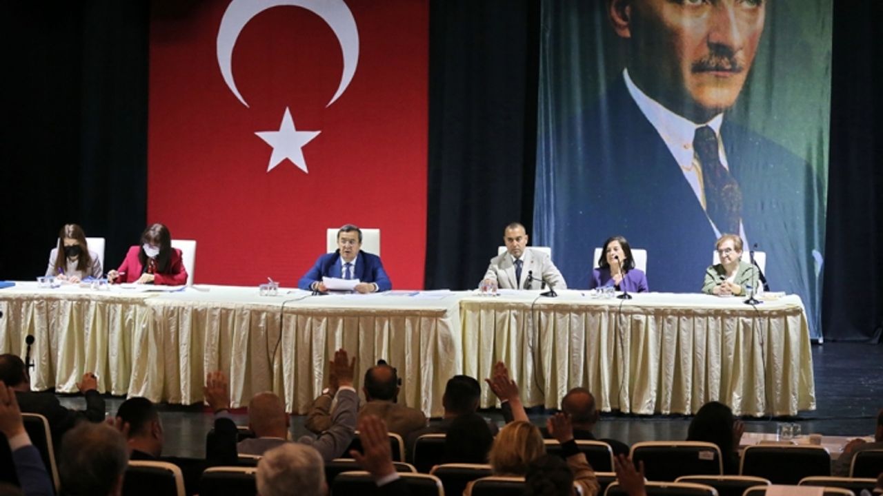 Batur: Atık yönetiminde öngörülü belediyeyiz