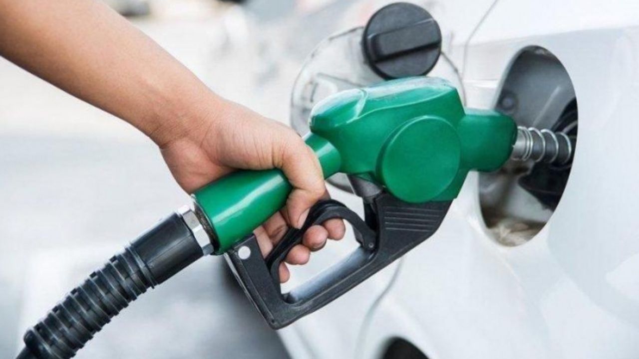 Benzine ve motorine büyük zam geliyor