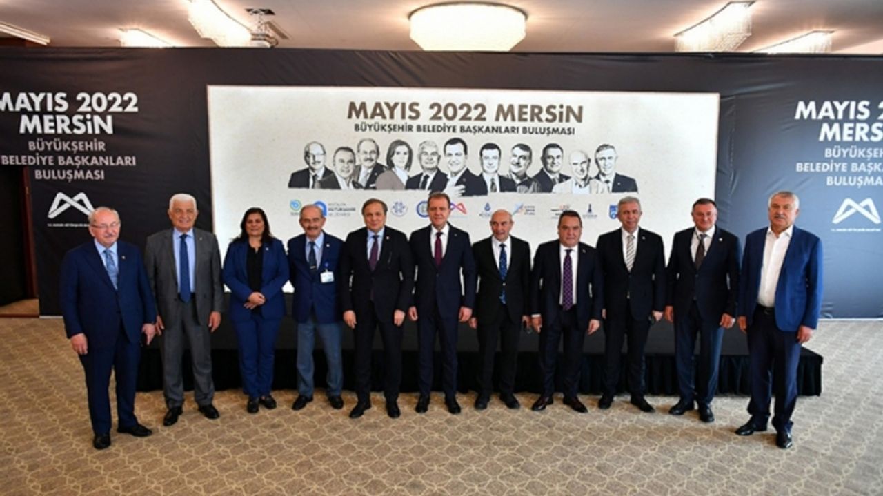 CHP'li başkanlar Mersin'de buluştu