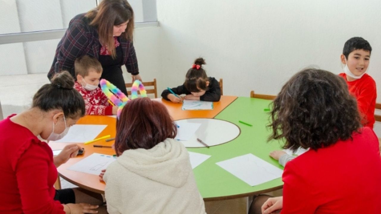 Engelsizizmir Eğitim Merkezi’ne ailelerden tam not