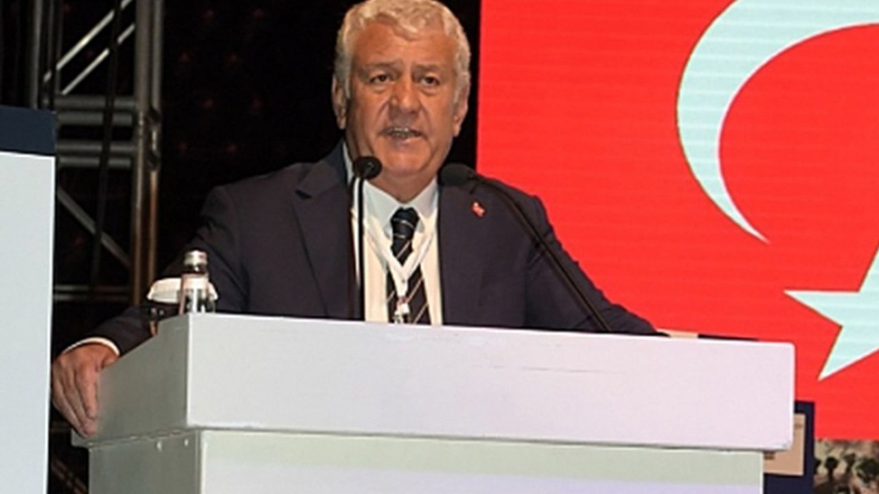 Esnaf Odası'nda Mutlu güven tazeledi