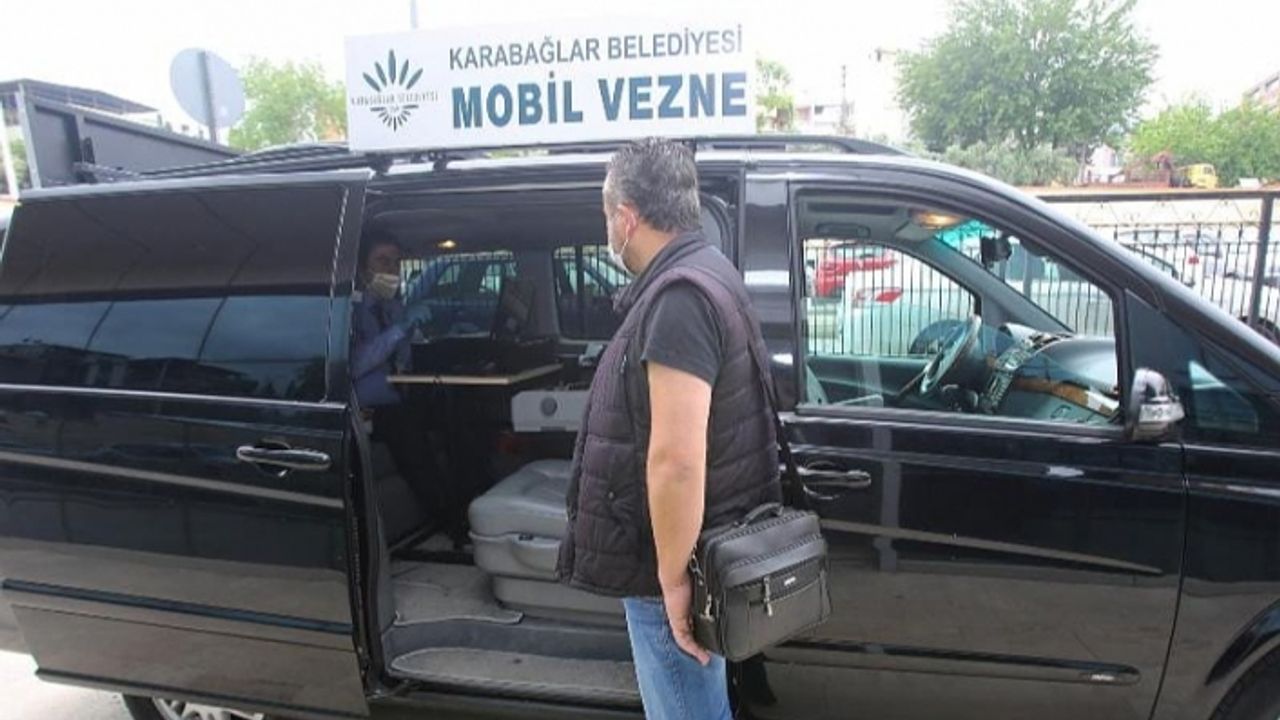 Karabağlar'da vergi ödemede alternatif kanallar