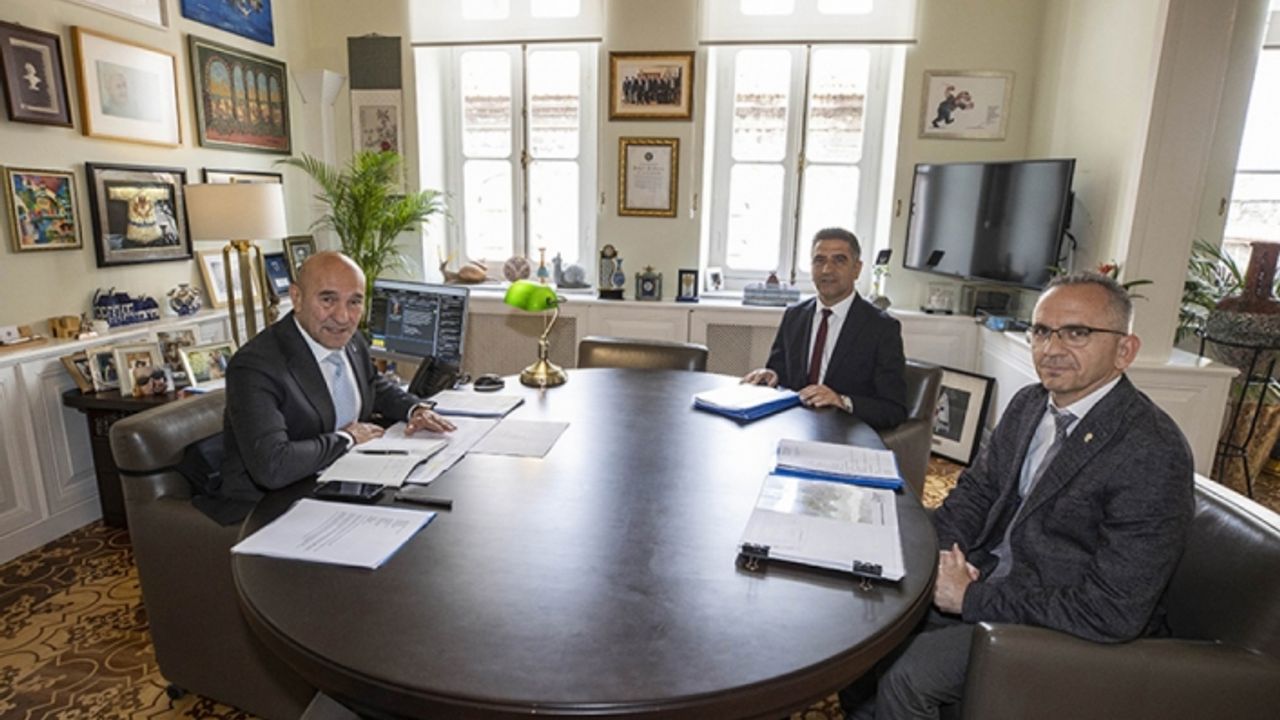 Kayalar ve Soyer görüştü: Menderes'e 'proje' müjdesi