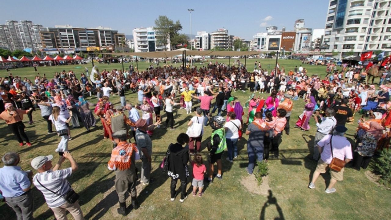 ‘Uluslararası Karşıyaka Yörük Festivali’ coşku dolu geçti