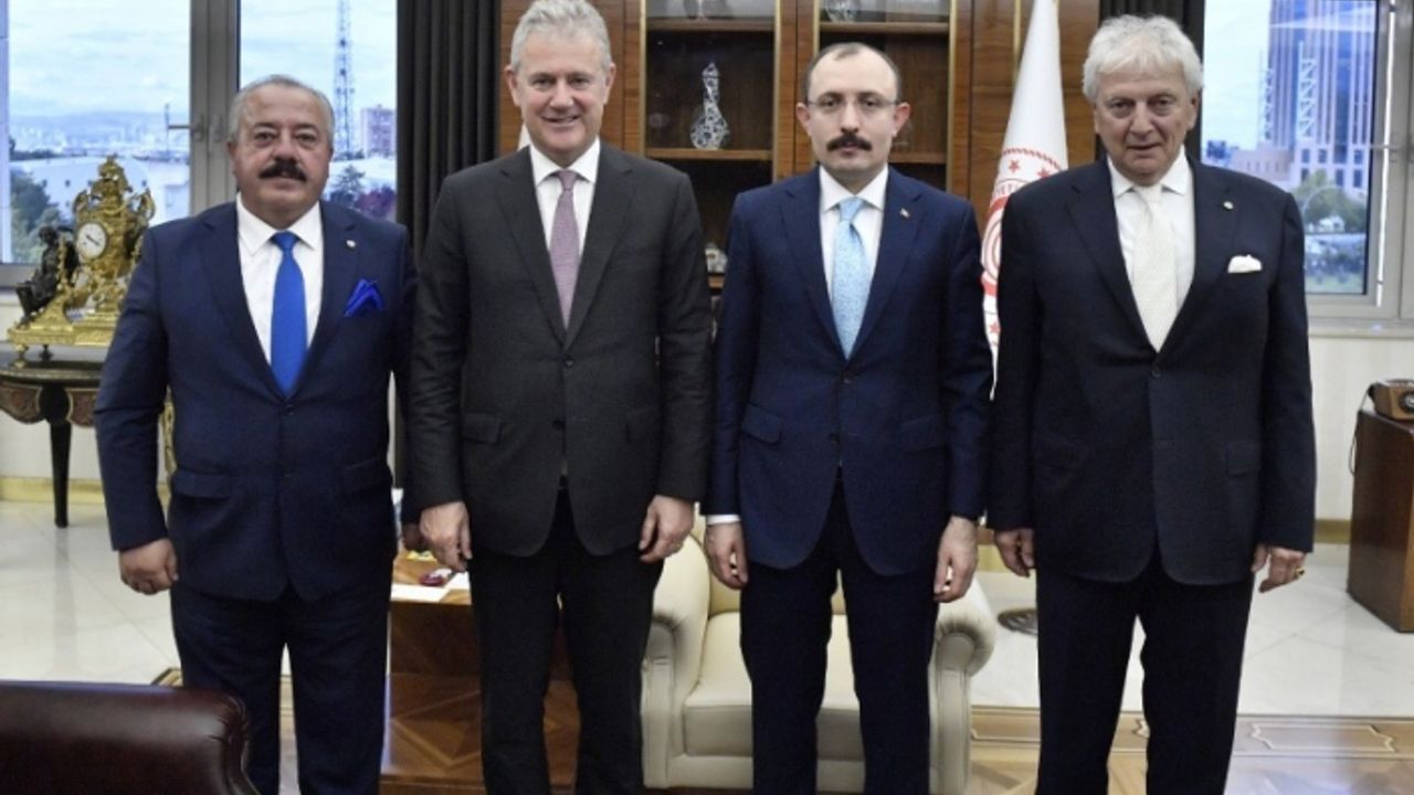 Bakan Muş İzmir iş dünyasının sorunlarını dinledi