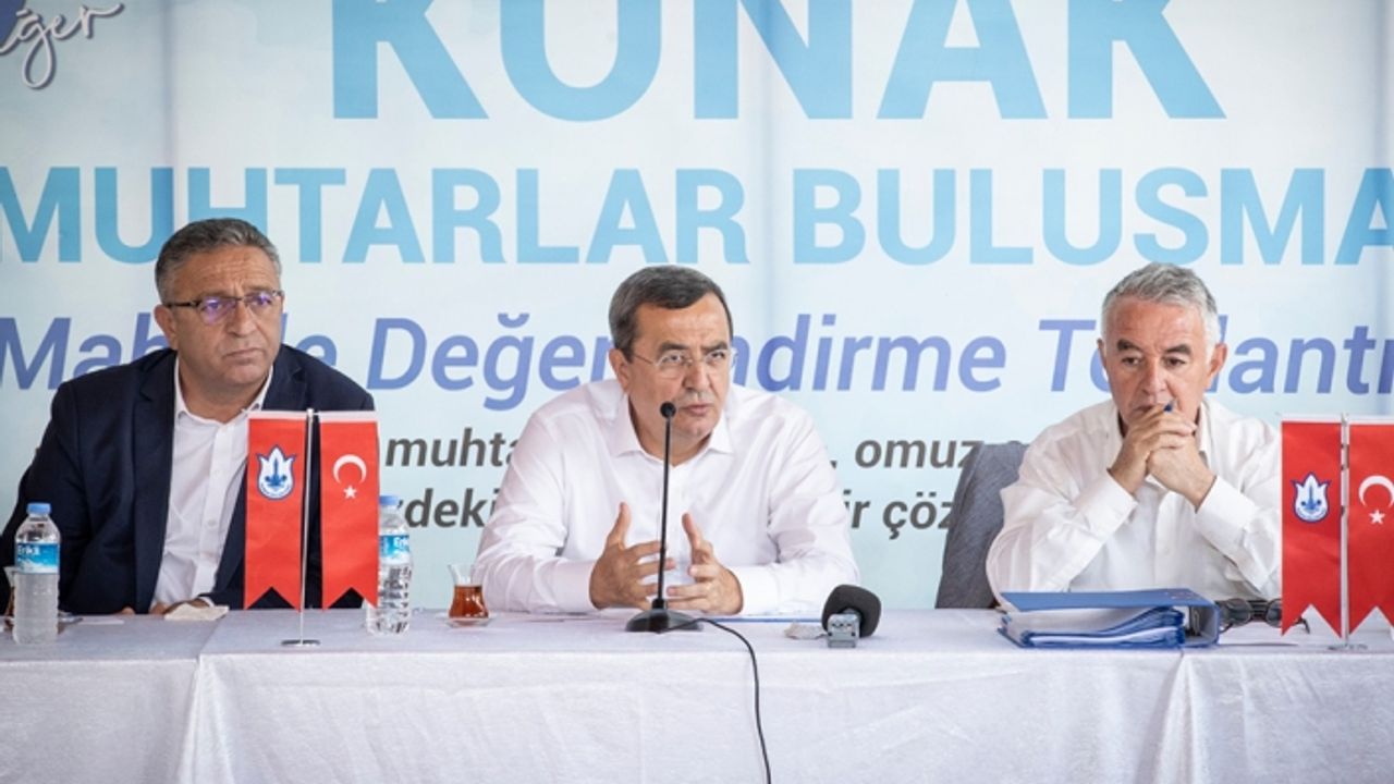 Başkan Batur'dan muhtarlar zirvesinde kentsel dönüşüm mesajları