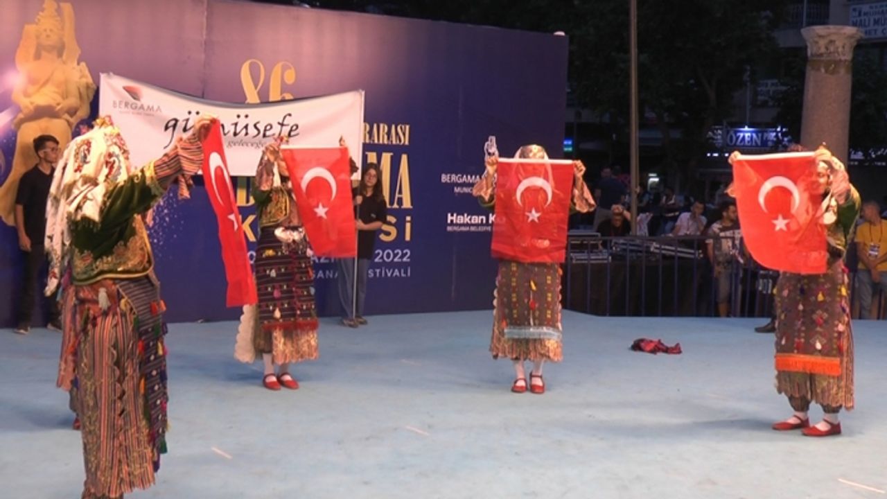 Bergama Kermes Festivali 4. gününde coşku ve eğlence
