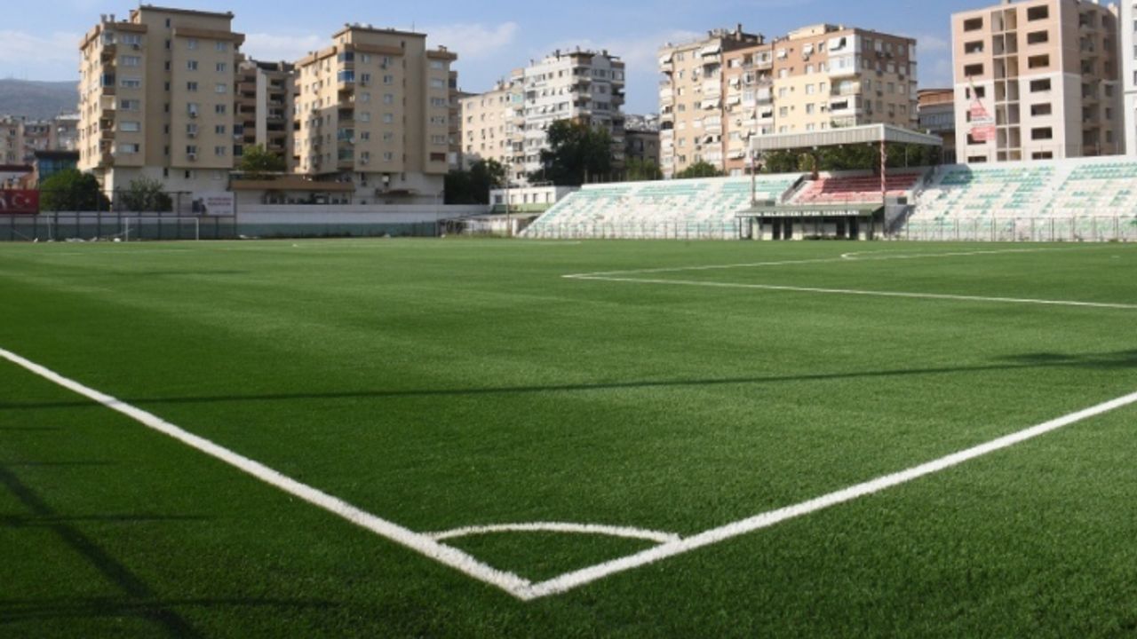 Bornova Şehir Stadı yenileniyor