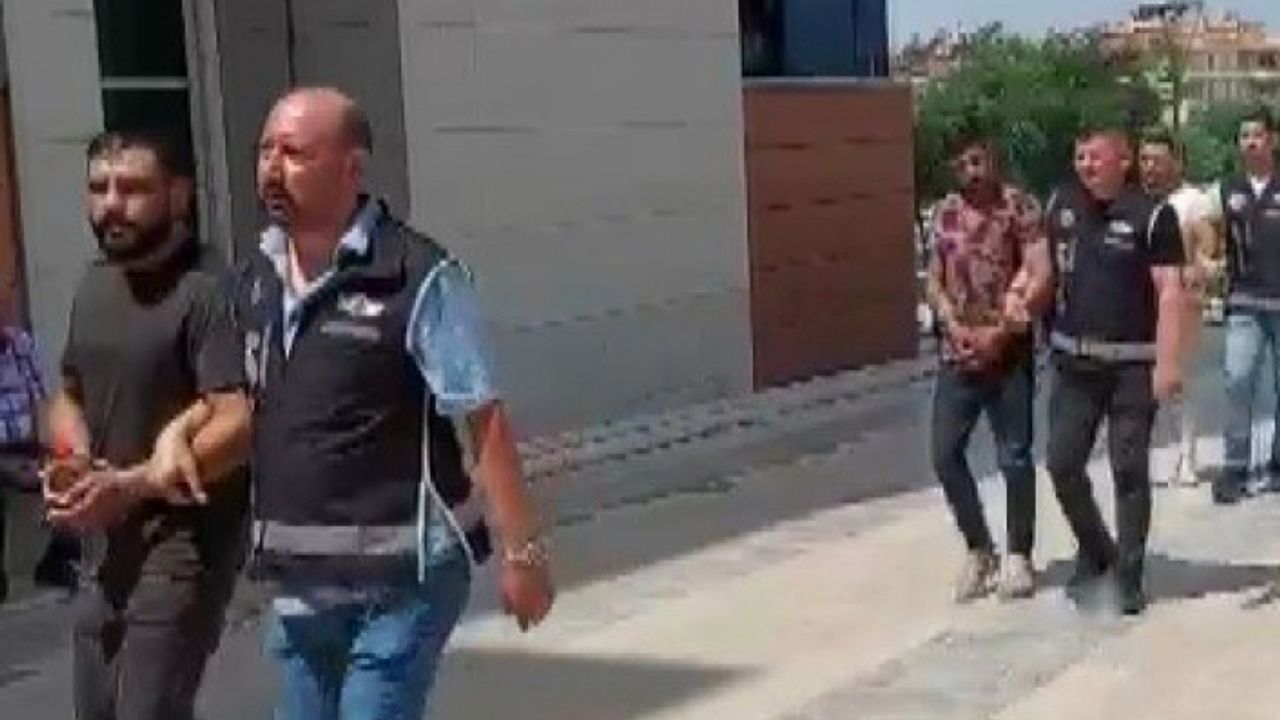 Çalıntı malları satın almak istemeyen esnafı haraca bağlamışlar