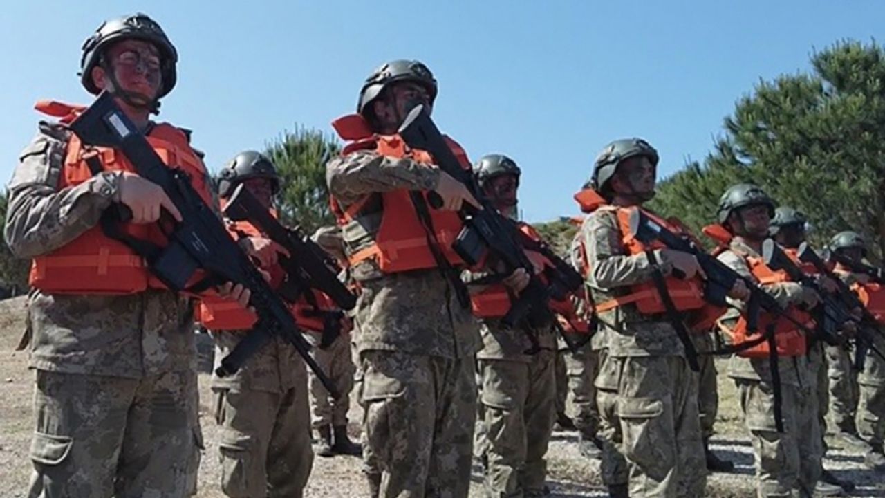 Efes-2022 Tatbikatı’ndan nefes kesen yeni görüntüler
