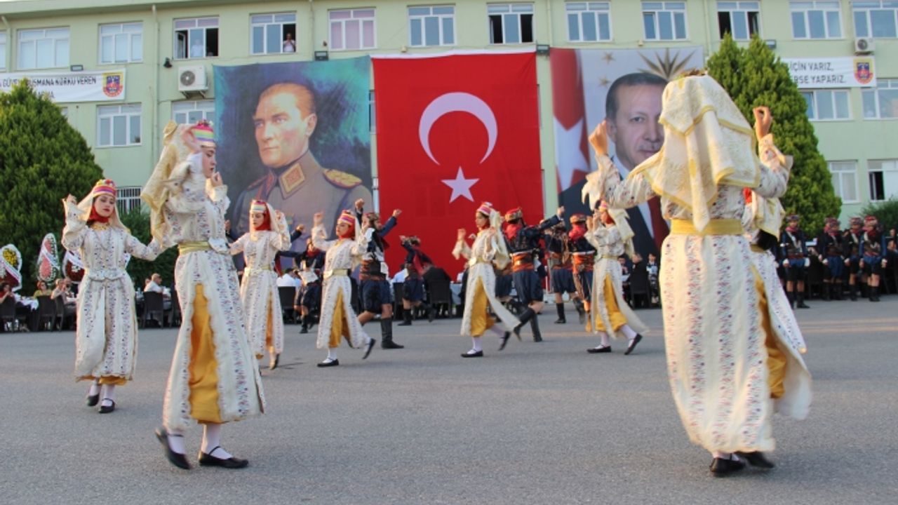 Jandarma teşkilatının 183. yılı İzmir'de coşkuyla kutlandı