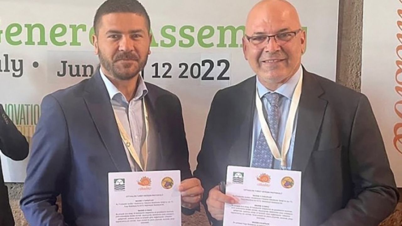 Sakin Şehir Foça'dan İtalya'ya çıkarma