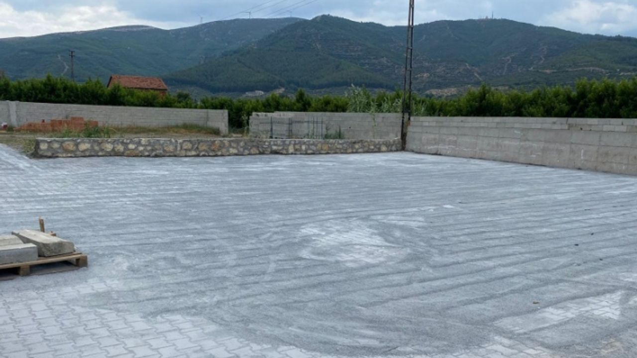 Selçuk’ta mühürlenen iki katlı yapı başkasına ait çıktı: Sengel kamuoyunu mu yanıltıyor?