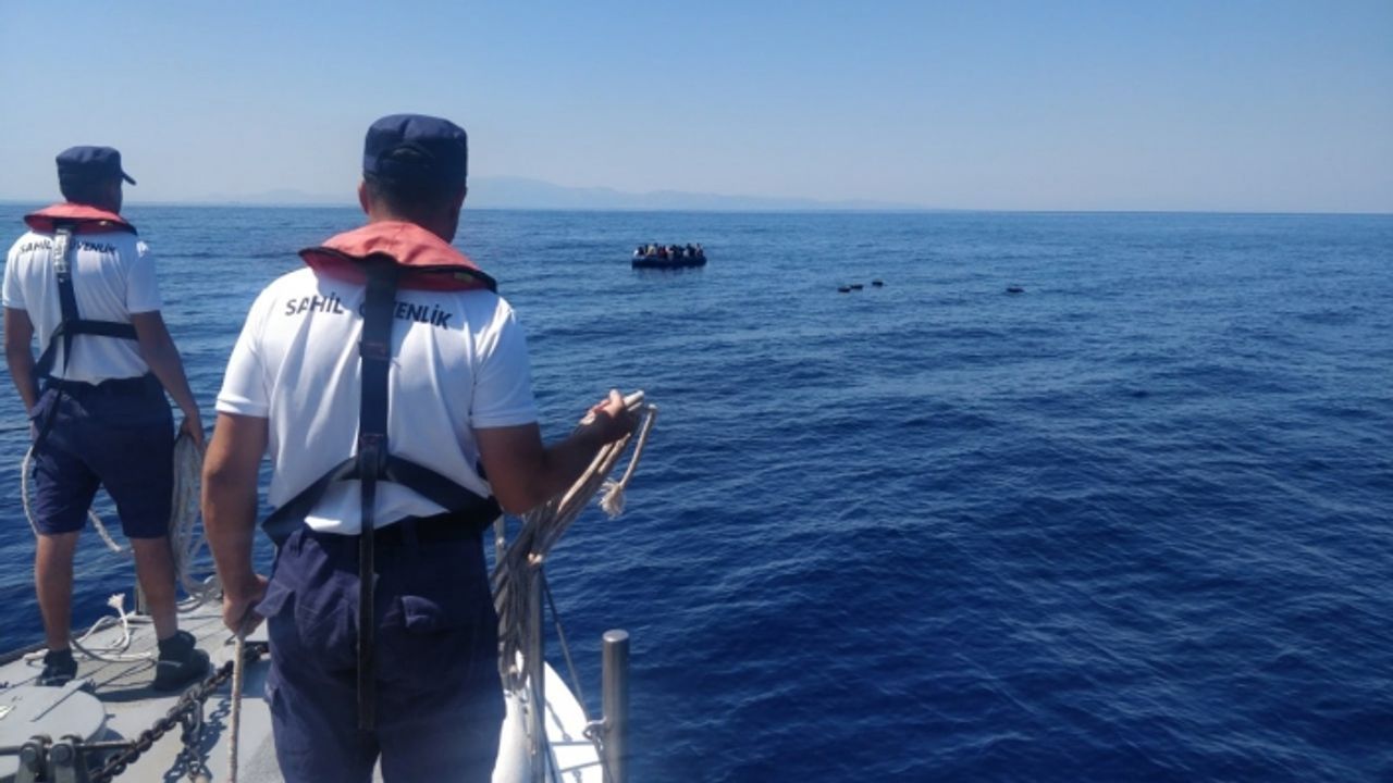 Yunan unsurlarınca geri itilen 46 göçmen kurtarıldı