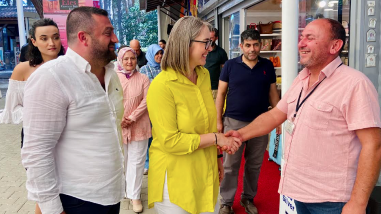 AK Partili Çankırı'dan Selçuk'ta 'kaçak villalar' çıkışı: Hesabını verecekler!