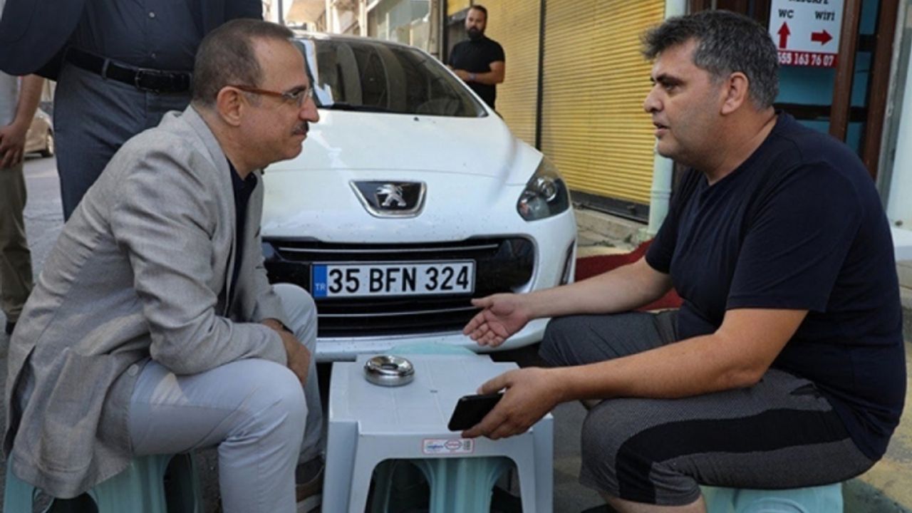 AK Partili Sürekli'den Gıda Çarşısı'nda Büyükşehir'e eleştiriler: Kaderine terk edilmiş!