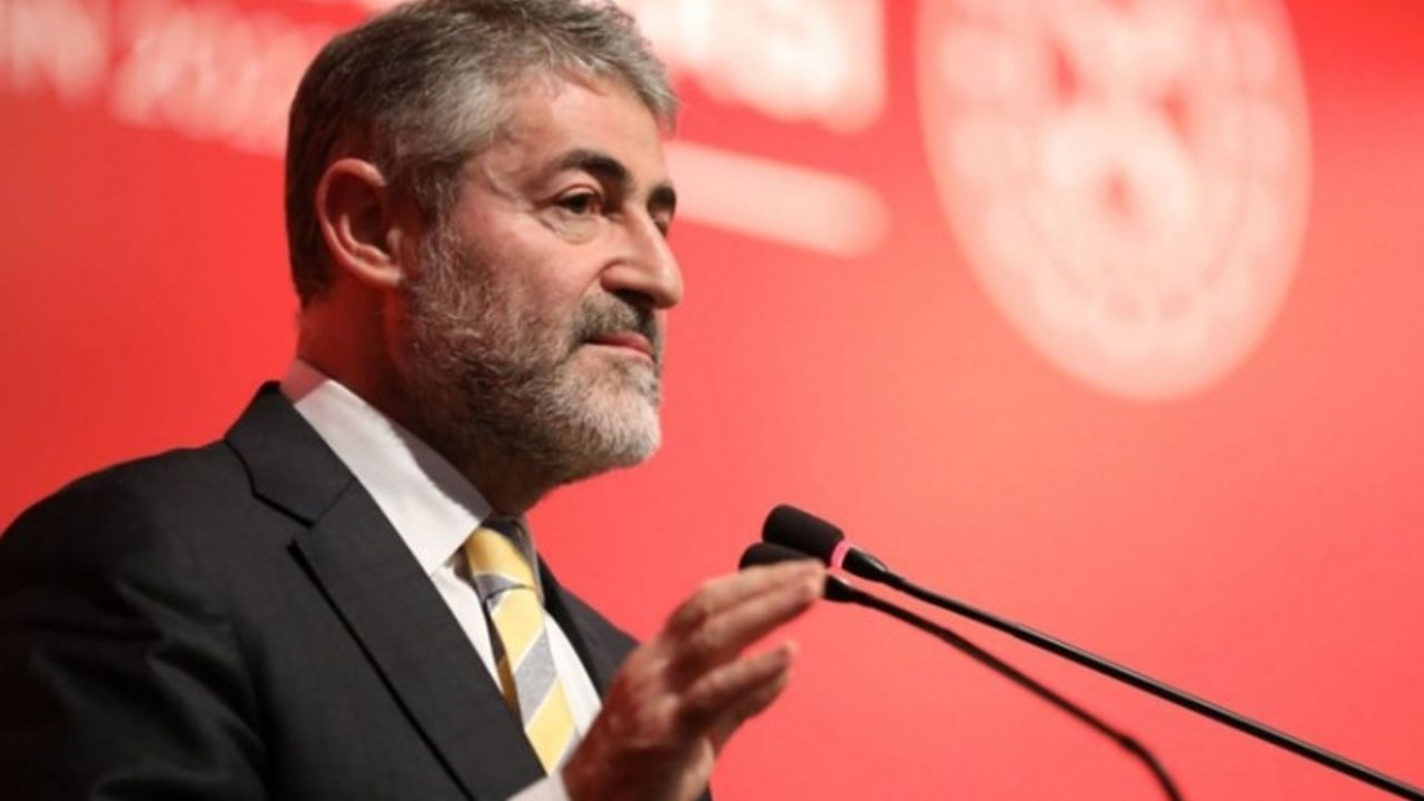 Bakan Nebati'den akaryakıt fiyatı açıklaması