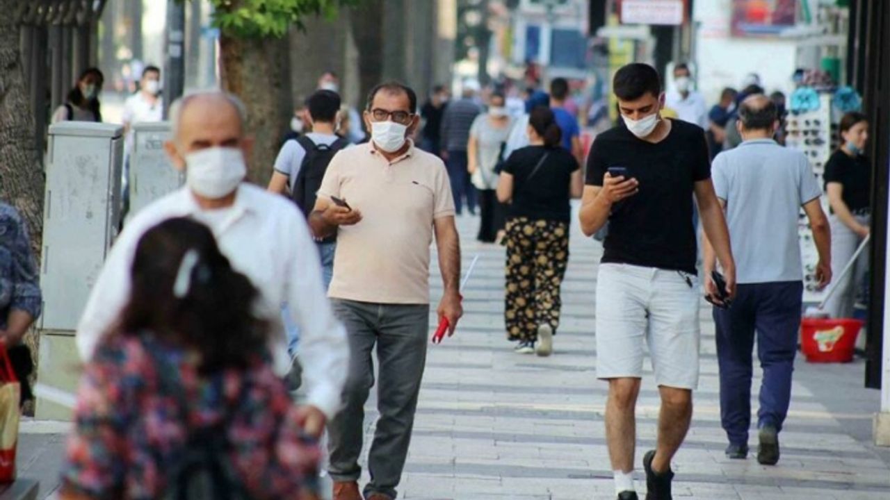 "Covid-19'a karşı bireysel tedbirleri yeniden almalıyız" uyarısı