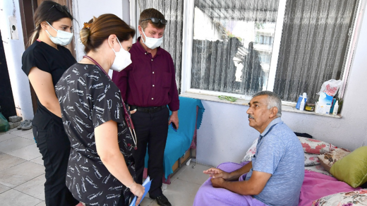 Eşrefpaşa Hastanesi'nin evde bakım hizmet ağı genişliyor