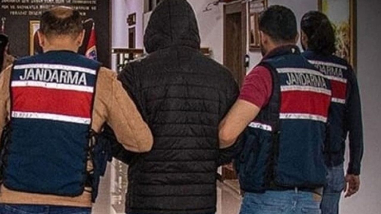 İzmir’de terör operasyonu: 2 DEAŞ şüphelisi yakalandı