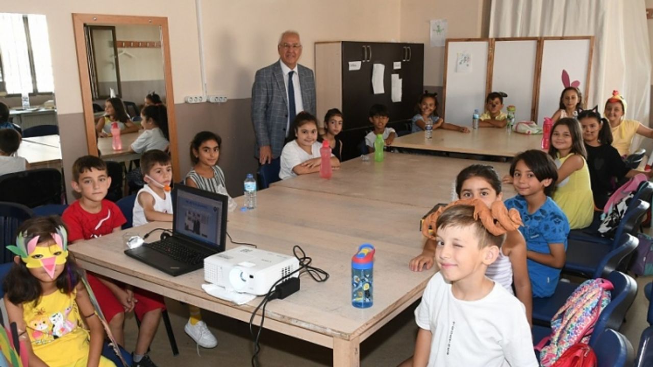 Karabağlar'da çocukların Yaz Okulu keyfi