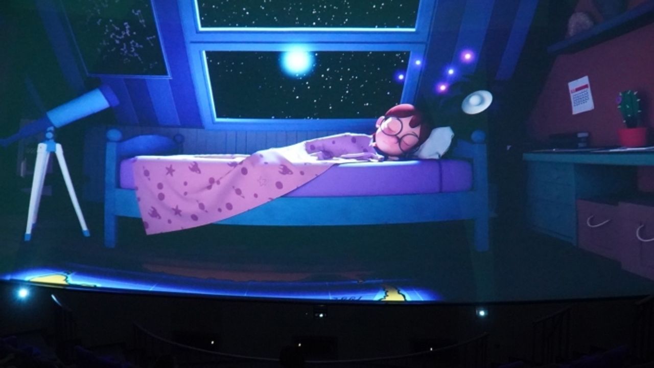 Karşıyaka Planetaryum'da yaza özel film şöleni
