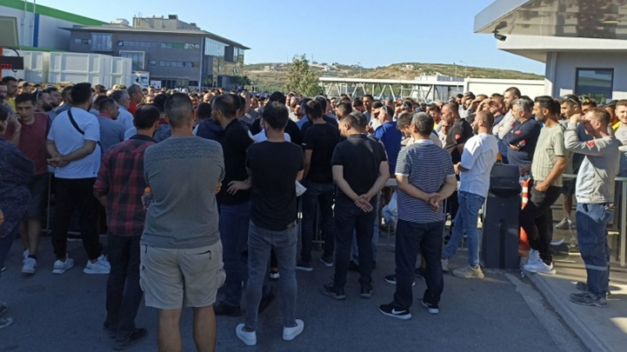 Rüzgar türbini fabrikası işçilerinin protestoları sürüyor