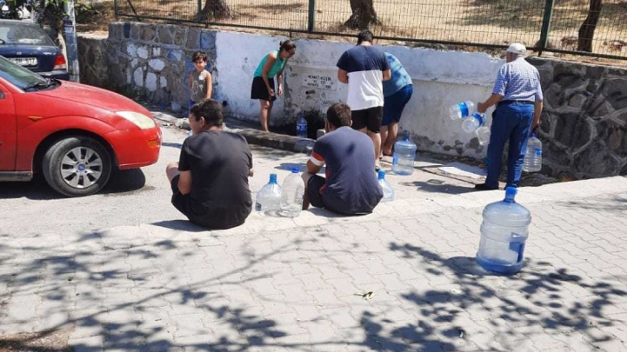 AK Parti İzmir'den Büyükşehir'e 'Dikili' isyanı: Beceriksizlik!
