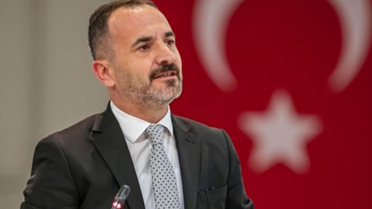 AK Partili Hızal’dan Soyer’e ‘sel' tepkisi: Başkan yine ortalarda yok!