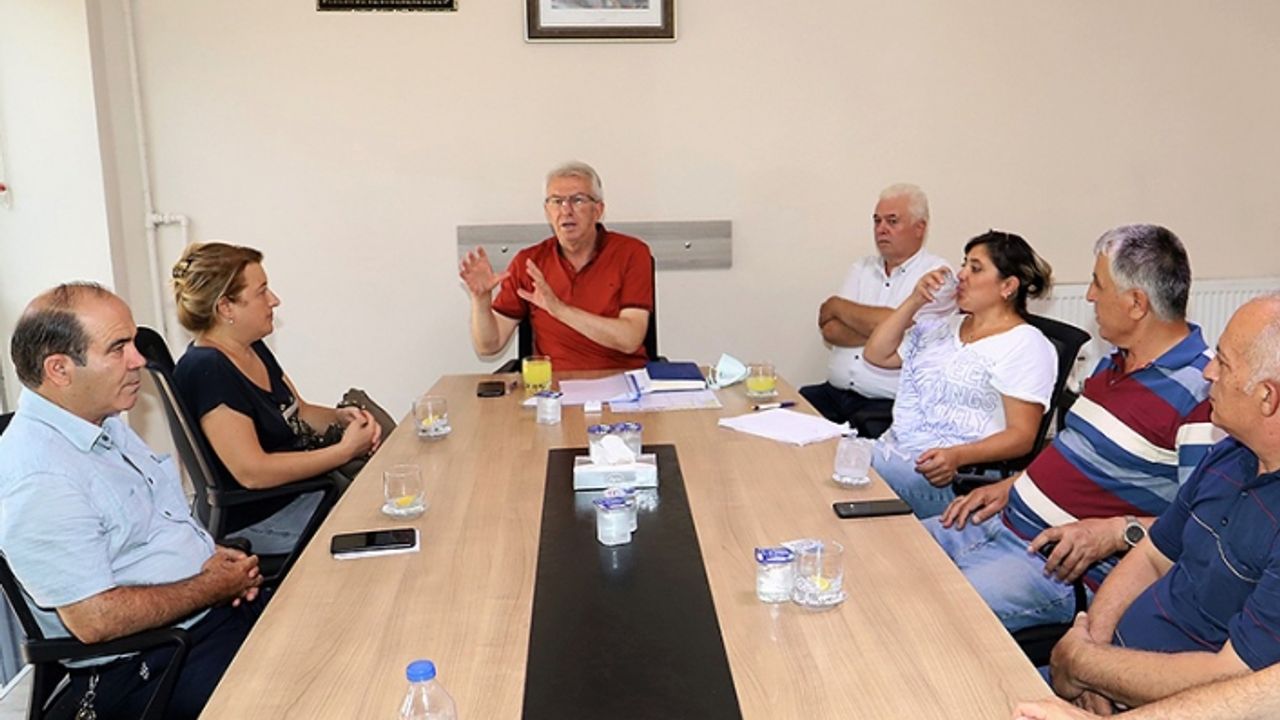 Başkan Eriş muhtarları uyardı: Kent şantiyeye dönüşecek