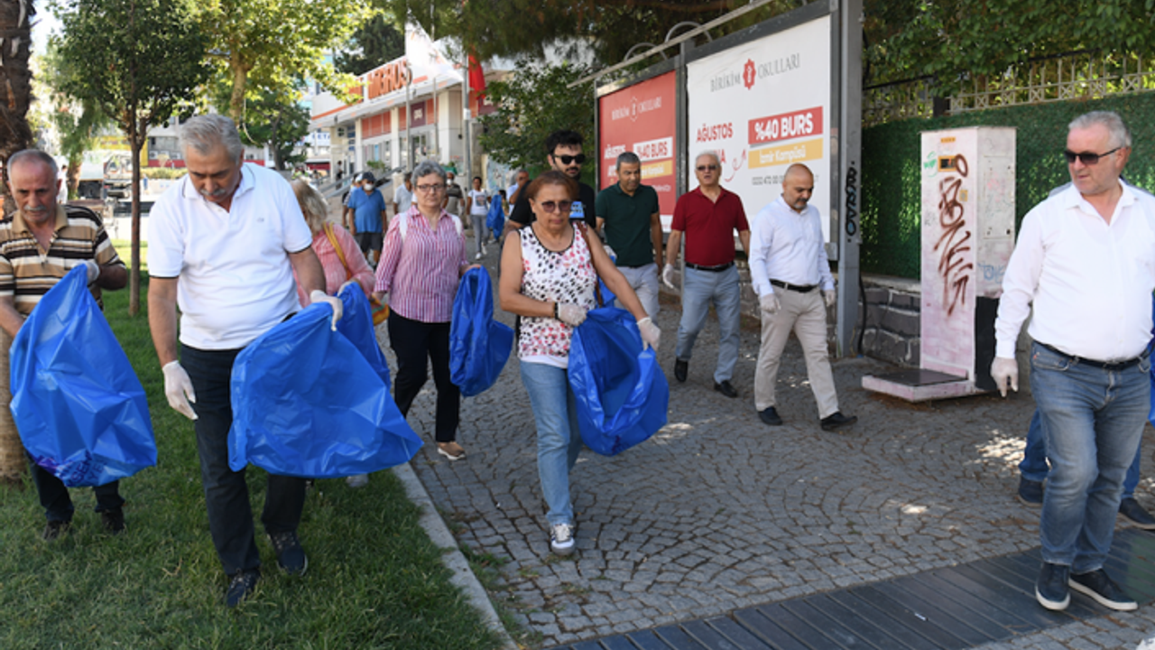 Bornova'da örnek temizlik çalışması