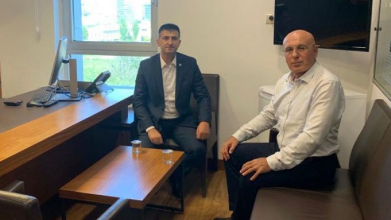 Çelebi’ye manidar ziyaret: AK Parti’ye mi geçiyor?