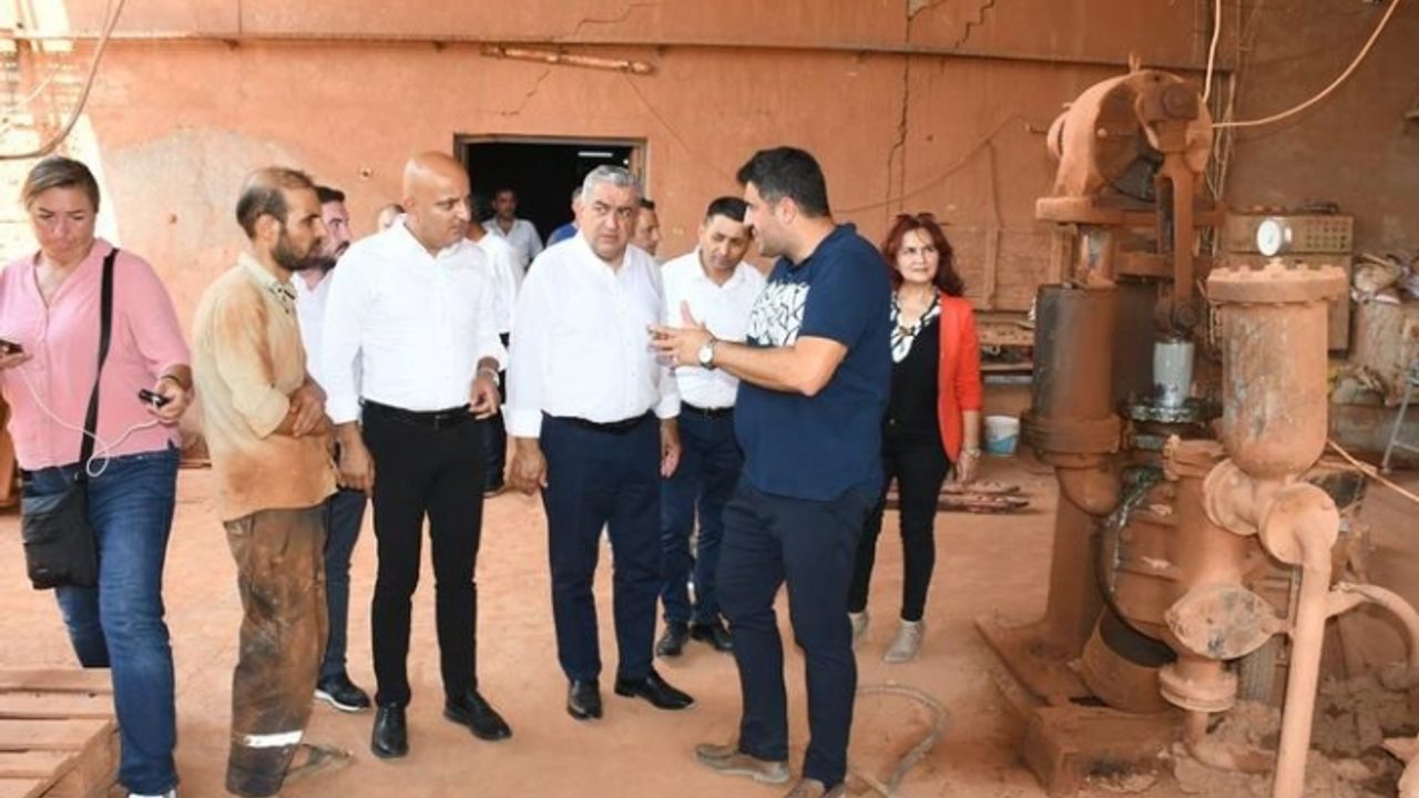 CHP İzmir hız kesmiyor! Menemen’de büyük saha çalışması