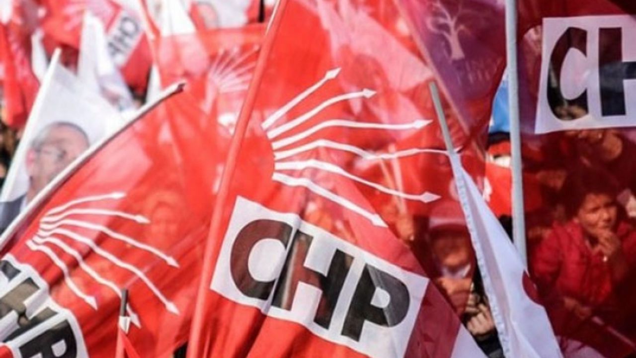 CHP İzmir’de 2 büyük ilçeye 2 yeni genç başkan!