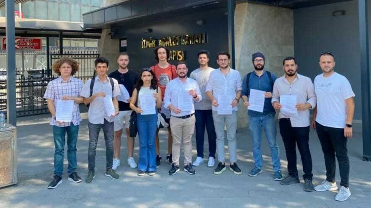 CHP'li gençlerden Bakan Kurum hakkında suç duyurusu
