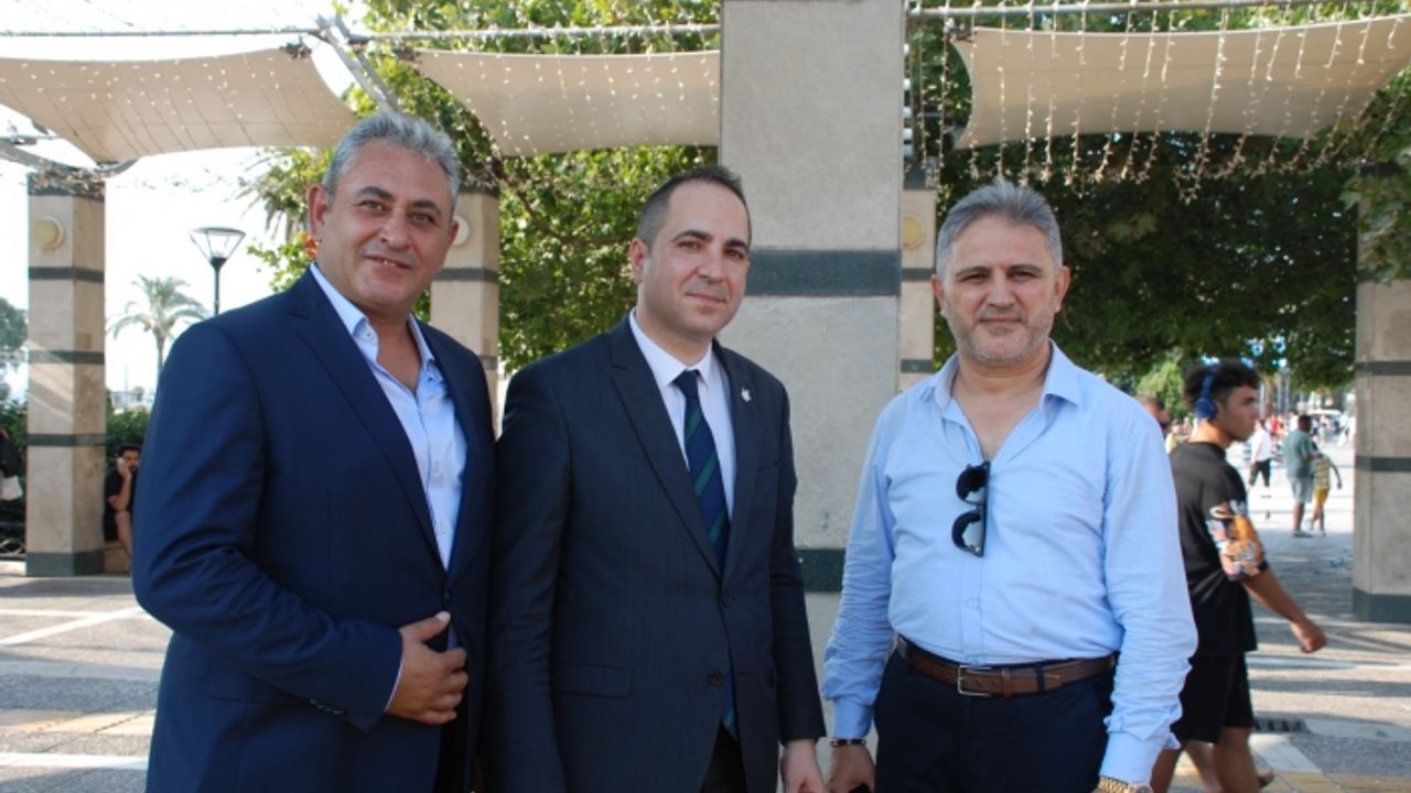 Gelecek Partisi İzmir'de 'birlik, beraberlik, bolluk, bereket' dedi...