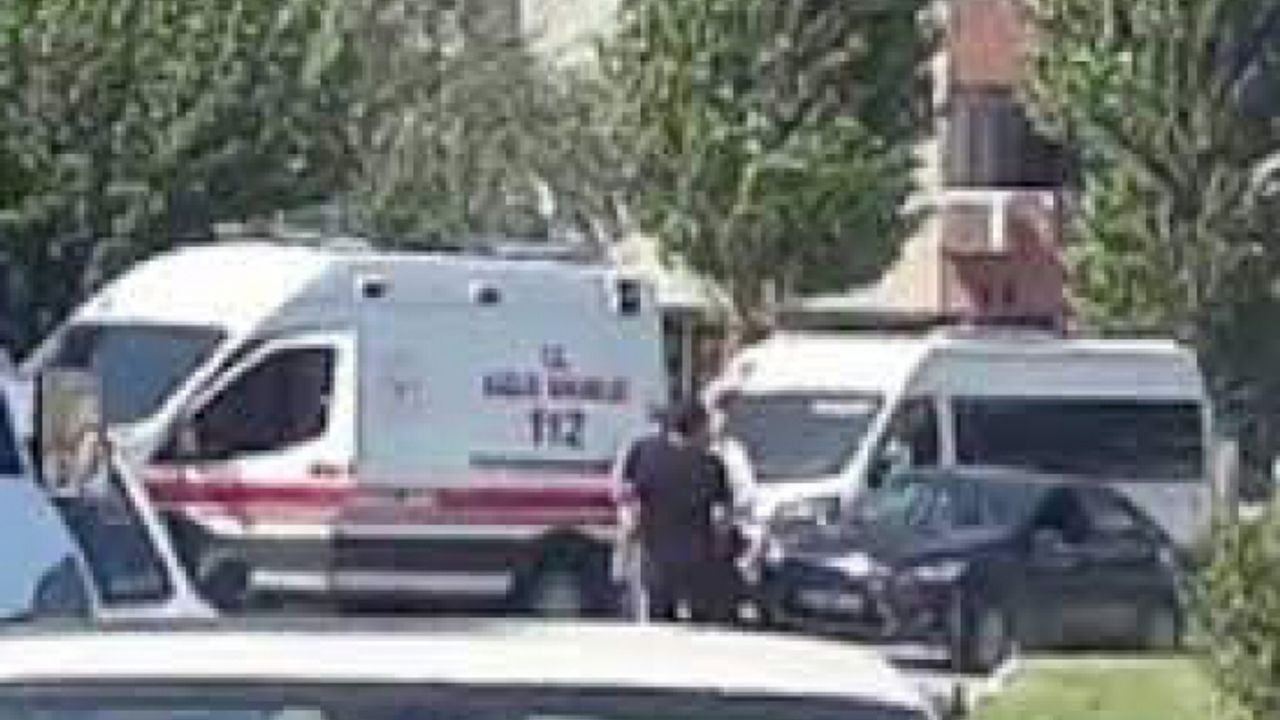 İzmir'de akılalmaz olay: Hastane önünden ambulans çalındı!