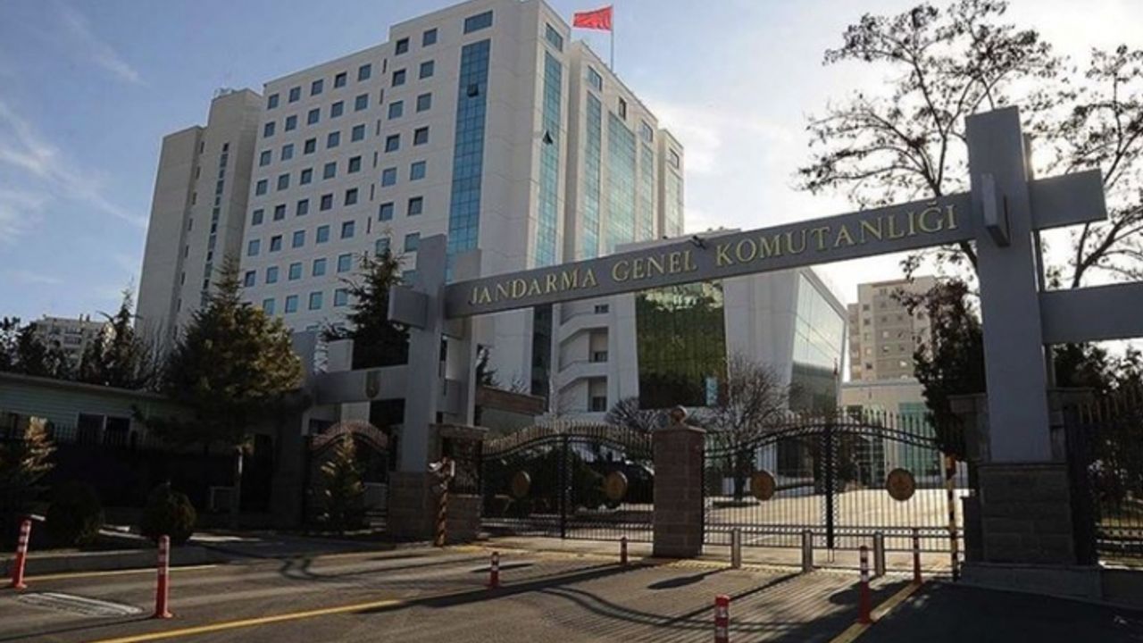 İzmir İl Jandarma Komutanı Tuğgeneral Atabay emekliliğe sevk edildi; Yerine kim atandı?