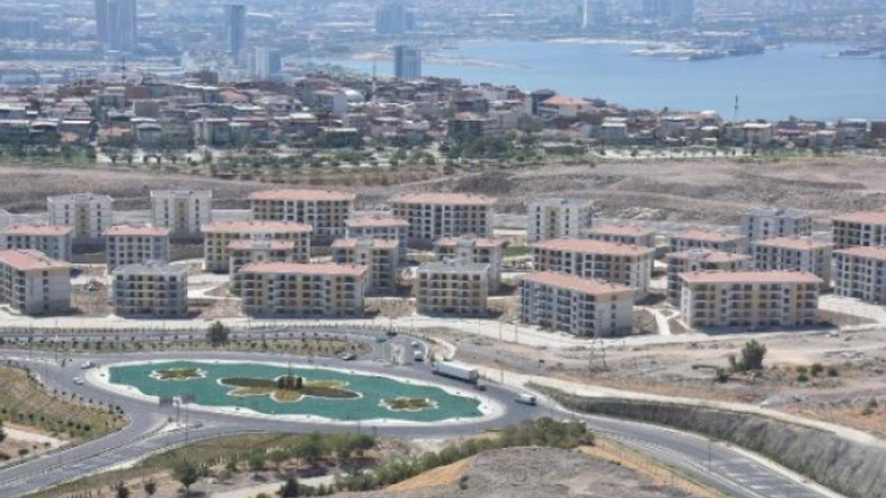 İzmir'in deprem konutları 10 gün içinde teslim!